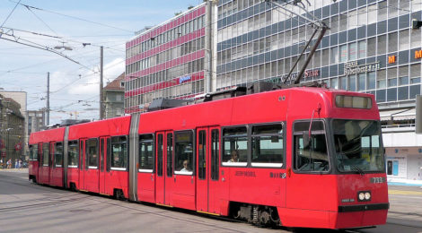 Швейцарія безоплатно передасть Львову 11 трамваїв. У місті підписали відповідну угоду