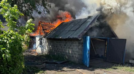 Росіяни ударили «Ураганами» по житловій забудові Донеччини, двоє загиблих