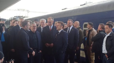 У Київ на «коаліцію охочих» прибули Туск, Макрон, Мерц і Стармер